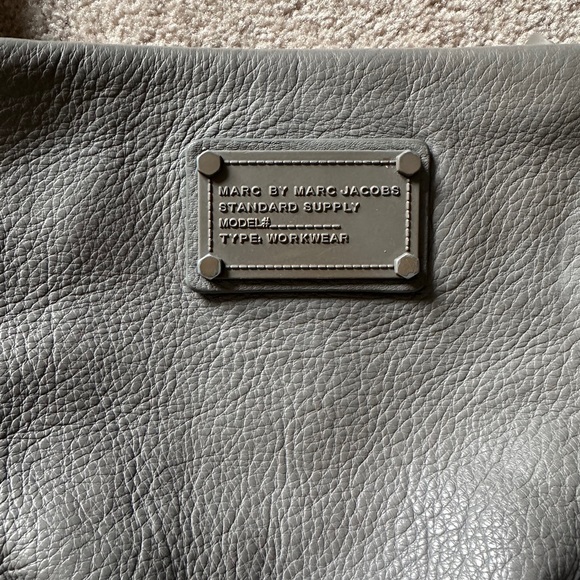 Marc Jacobs mini cross body - Picture 2 of 5